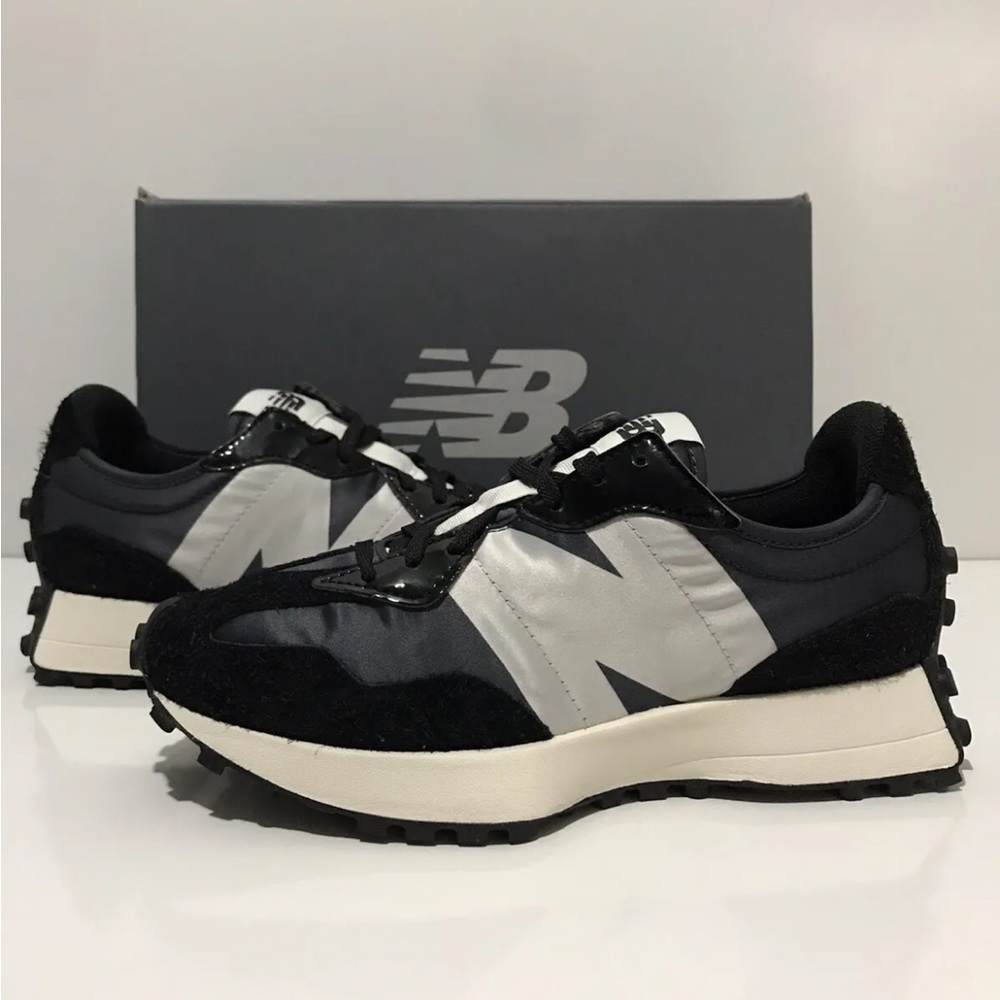 New Balance 327 Black/Grey (W) WS327SFC Sz 9.5 Women's